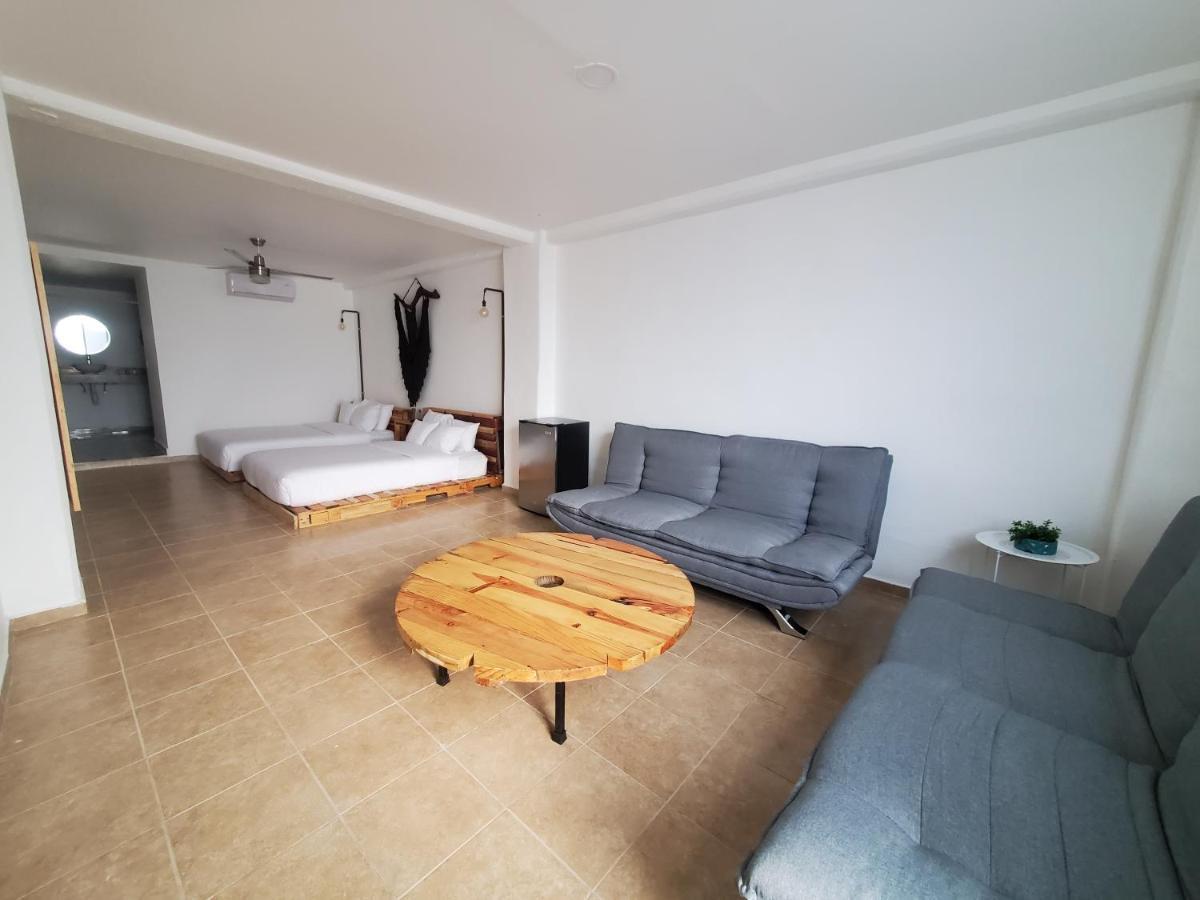 Lucky Duck Pj Hotel Cancun Exterior photo